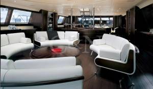 Charter Sailing Yacht 