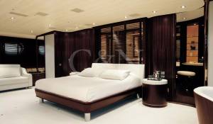 Charter Sailing Yacht 