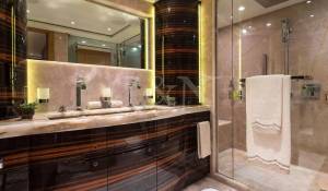 Charter Sailing Yacht 