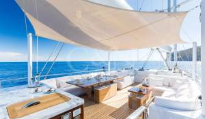 Charter Sailing Yacht 