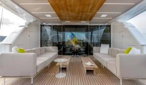 Charter Sailing Yacht 