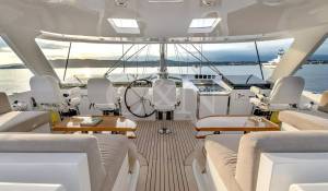 Charter Sailing Yacht 
