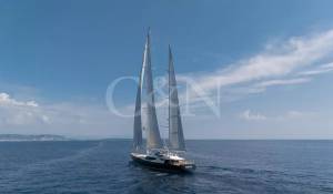 Charter Sailing Yacht 