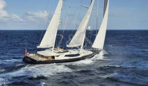 Charter Sailing Yacht 