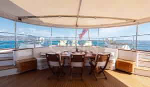 Charter Sailing Yacht 