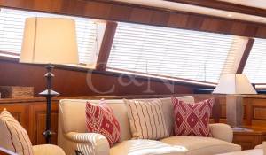 Charter Sailing Yacht 