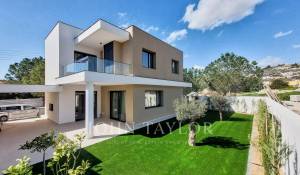 Rental Villa Agios Tychonas