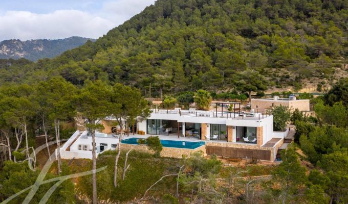 Rental Villa Cala Vedella