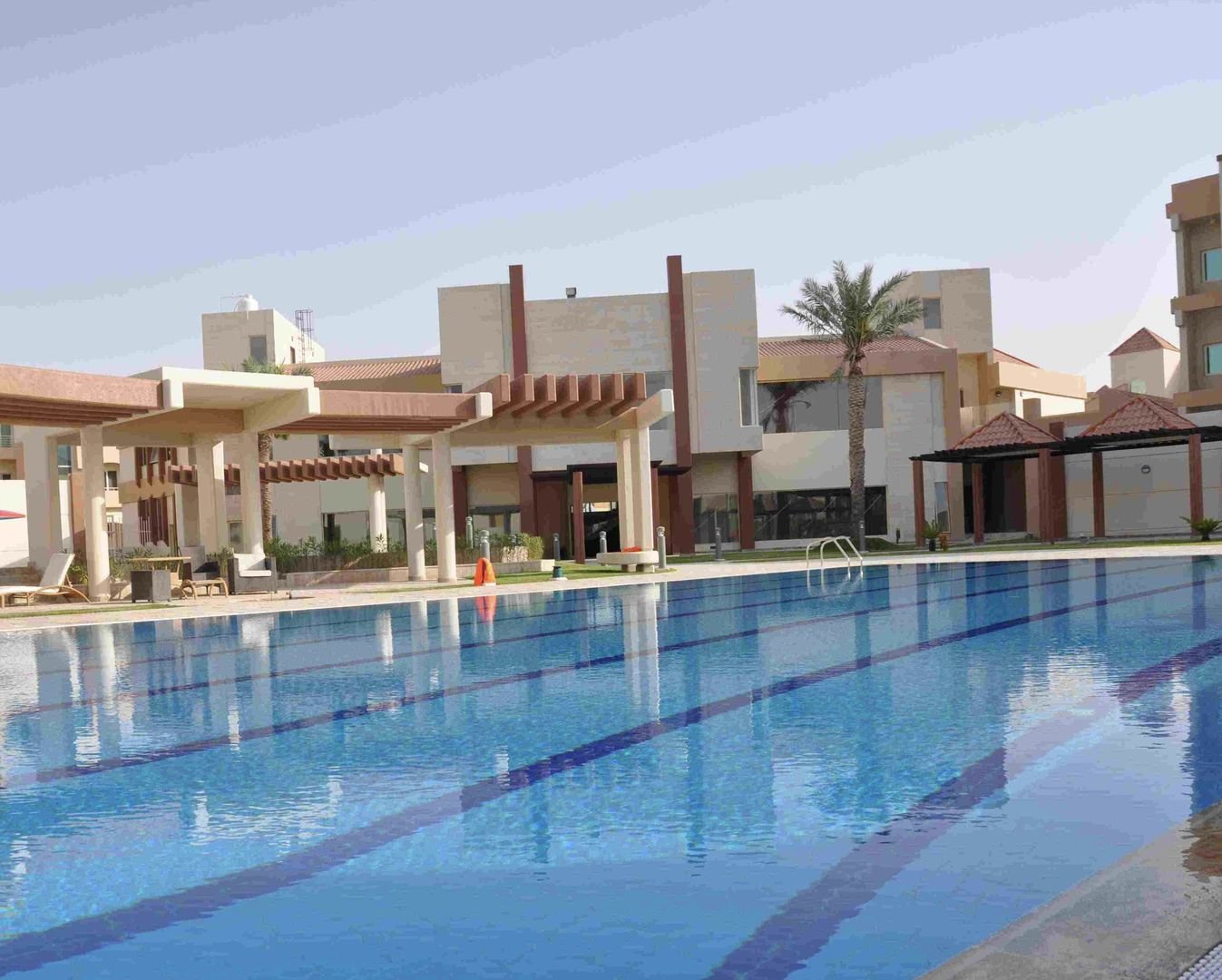 Ad Rental Villa Doha, 4 Rooms refL1764DA