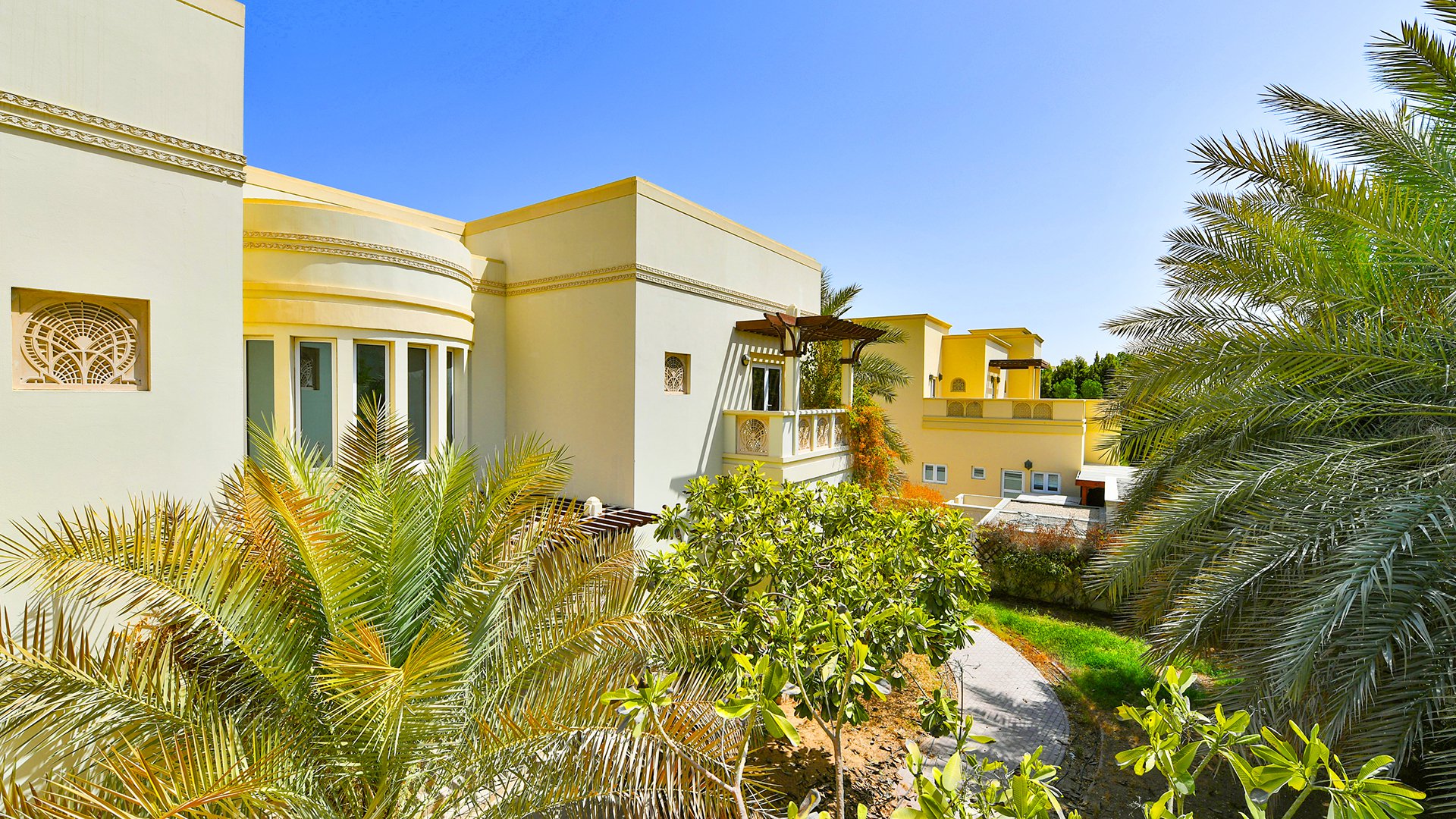 Ad Rental Villa Emirates Hills refL0152DU