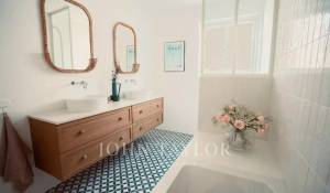 Rental Villa The Lakes