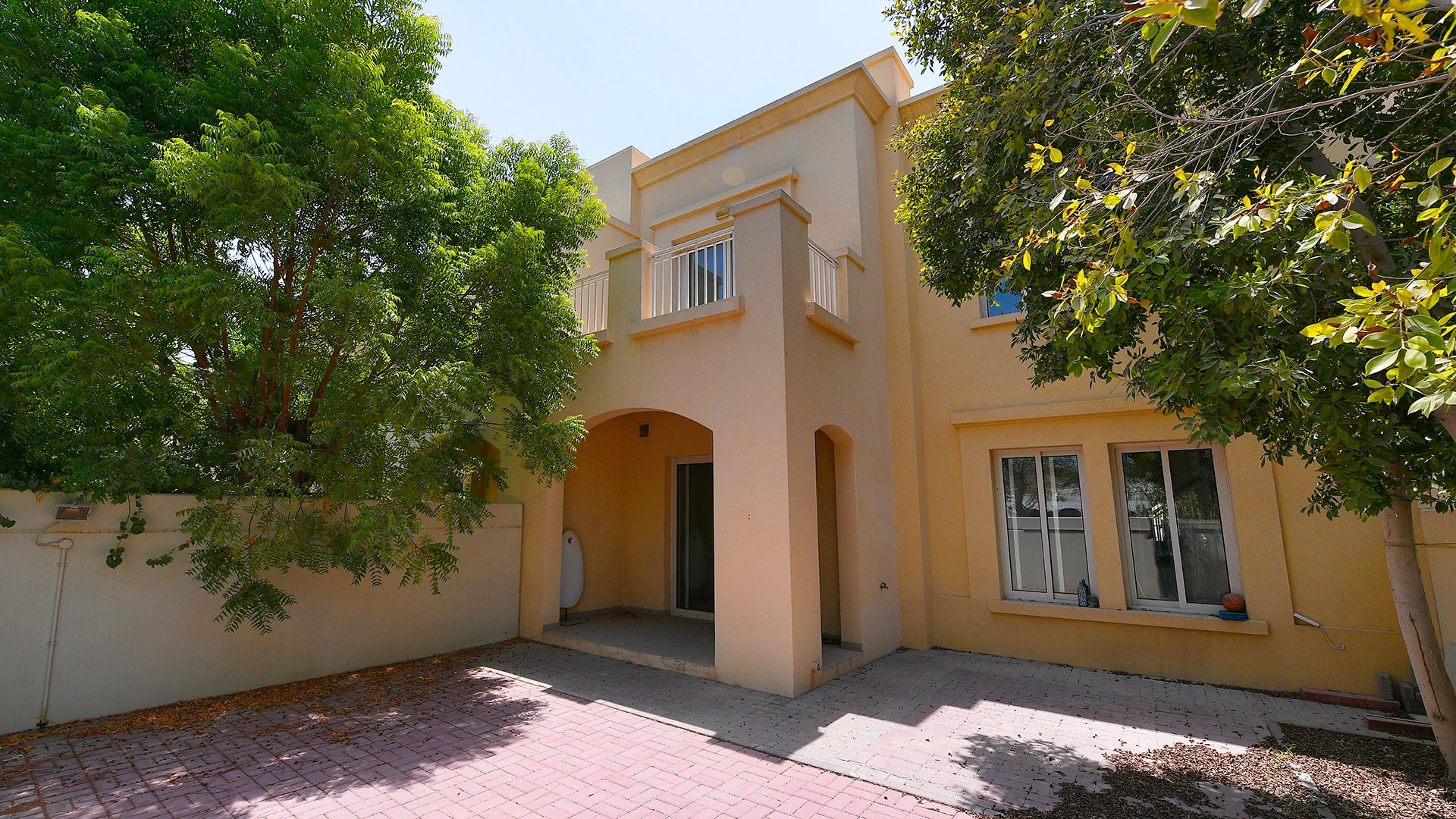 Ad Rental Villa The Lakes Forat refL0053DU