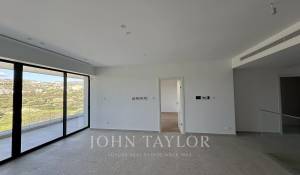 Sale Apartment Agios Tychonas