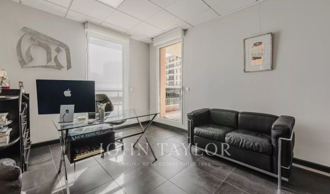 Sale Apartment Aix-en-Provence