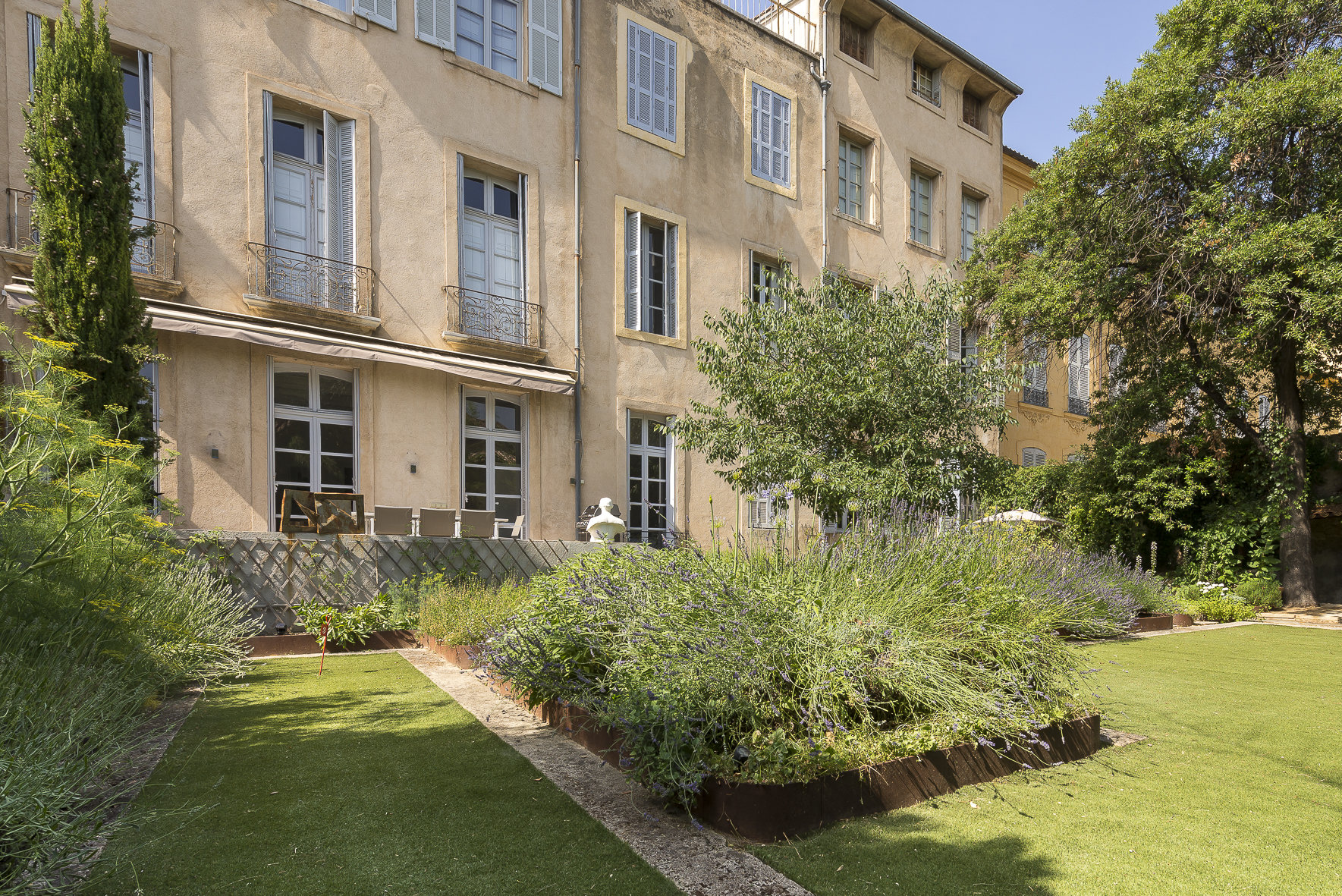 Ad Sale Apartment AixenProvence (13100), 11 Rooms refV1709AP