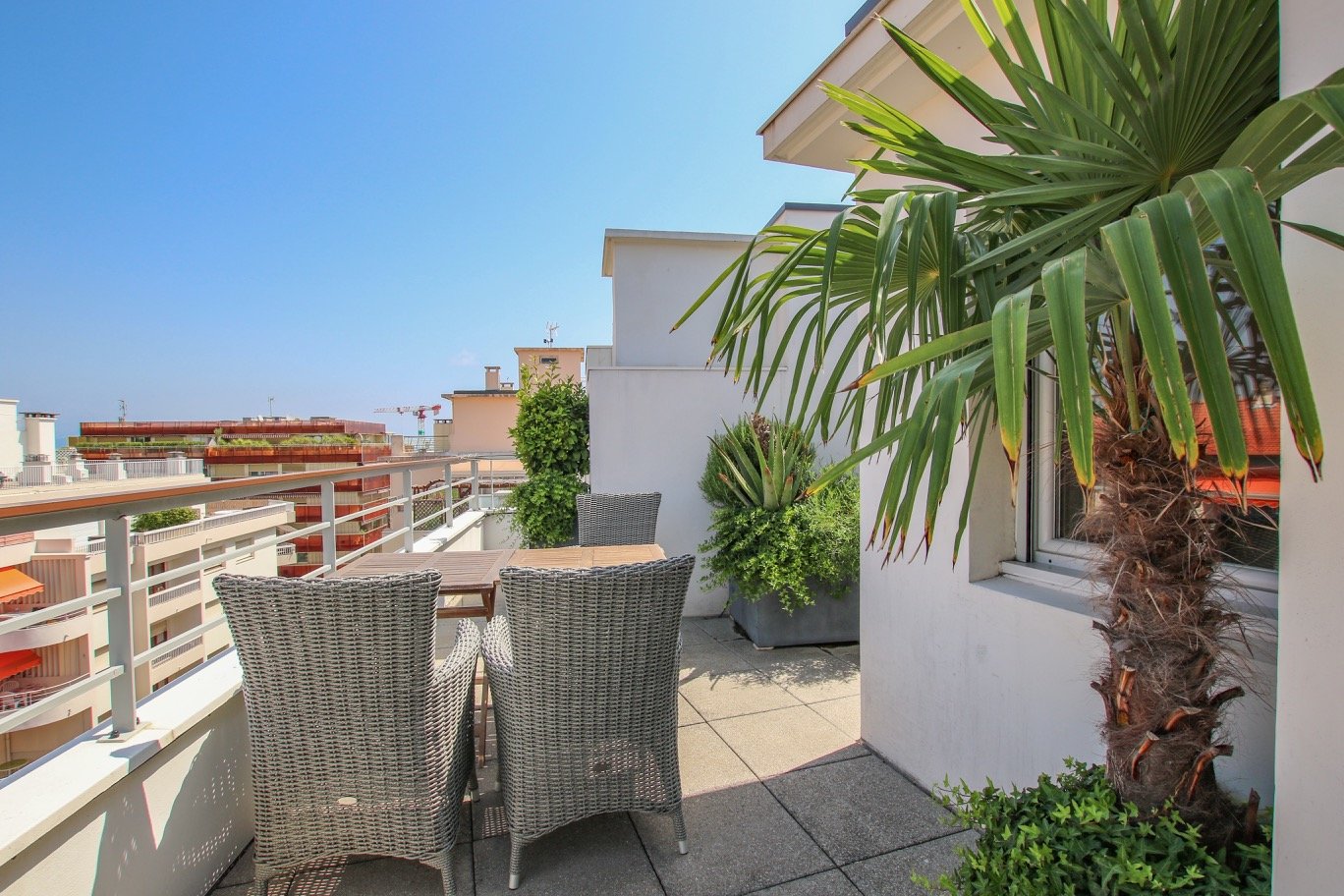 Ad Sale Apartment Antibes (06600), 6 Rooms refV0322AN