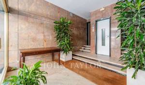 Sale Apartment Areeiro