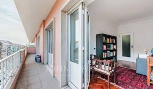 Sale Apartment Areeiro