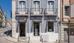 Sale Apartment Areeiro