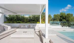 Sale Apartment Cala Llenya