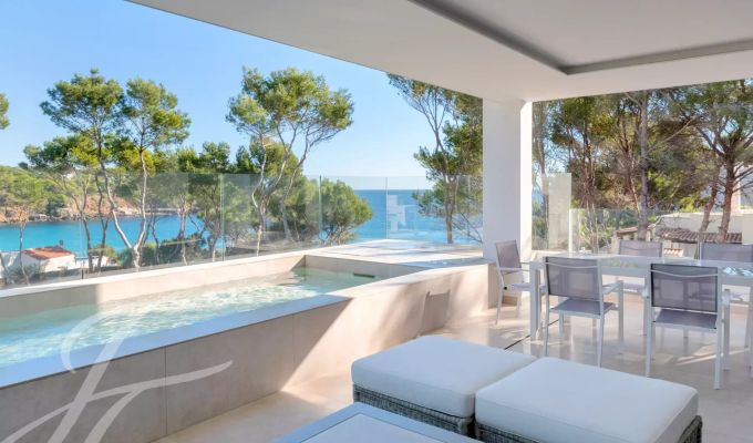 Sale Apartment Cala Llenya