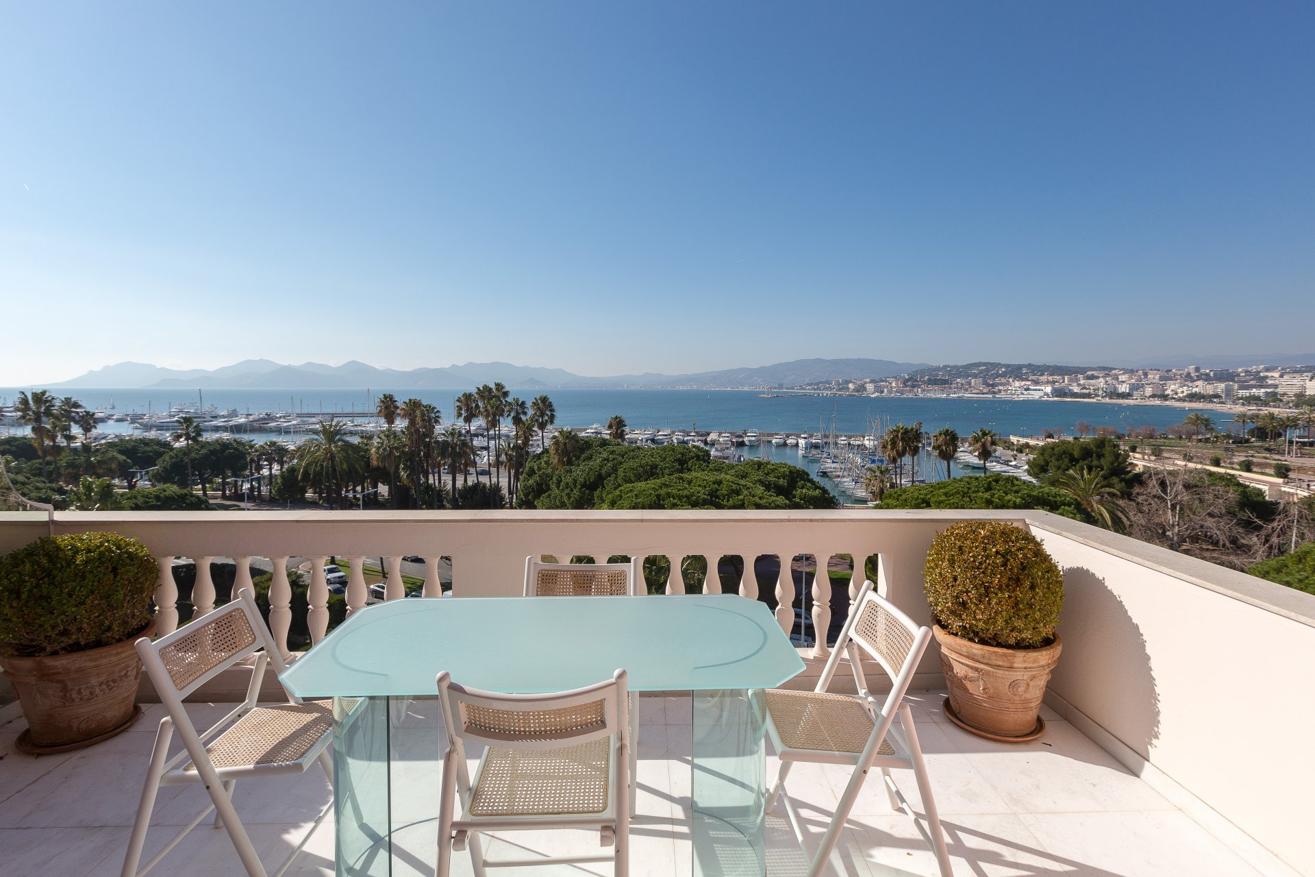 Ad Sale Apartment Cannes Croisette (06400), 6 Rooms refV4842CA
