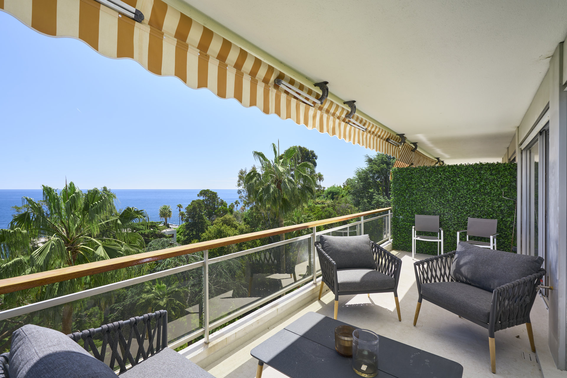 Ad Sale Apartment Cannes Super Cannes (06400), 4 Rooms refV5673CA