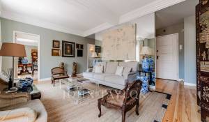 Sale Apartment Carnide