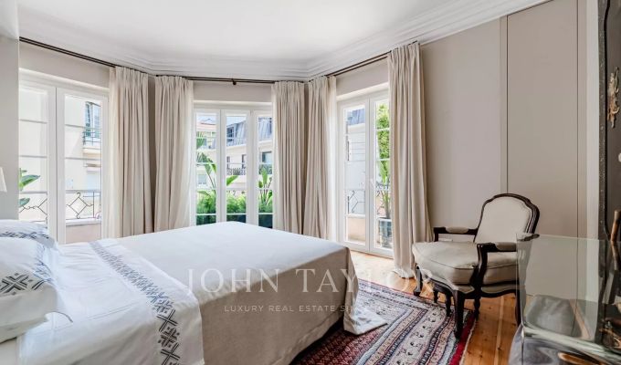 Sale Apartment Carnide