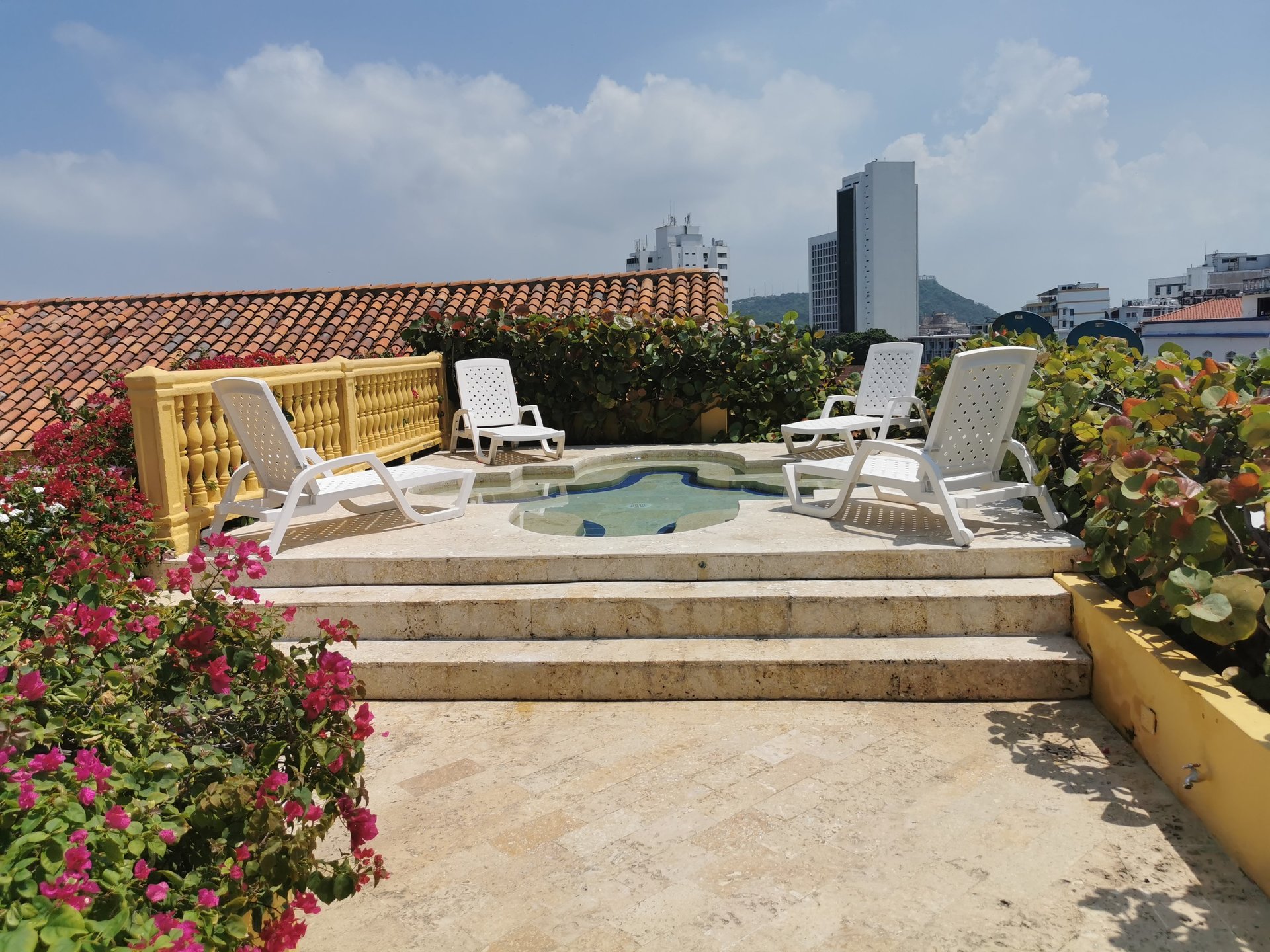 Ad Sale Apartment Cartagena de Indias Centro (130001), 3 Rooms refV0135CI