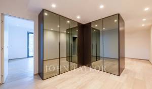 Sale Apartment Como