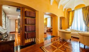 Sale Apartment Como