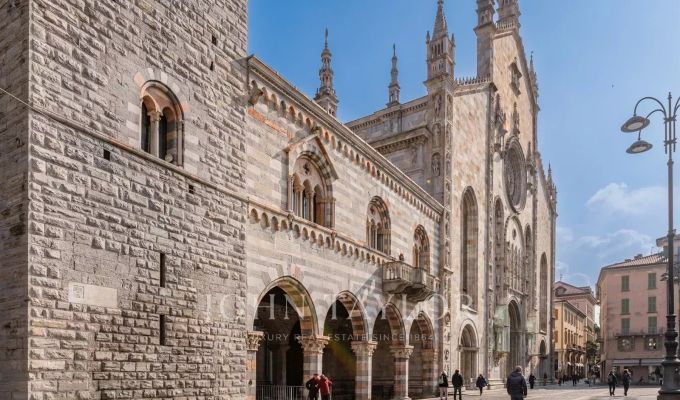 Sale Apartment Como