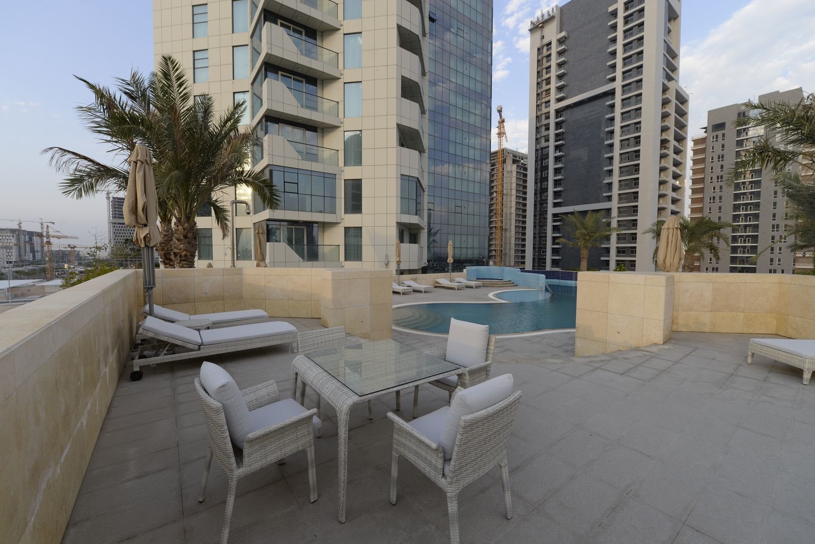 Ad Sale Apartment Doha, 2 Rooms refV0066DA