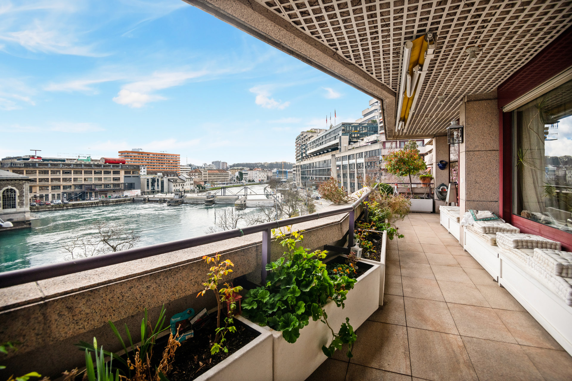 Ad Sale Apartment Genève (1201), 8 Rooms refV0887GE