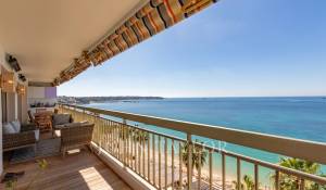 Sale Apartment Juan-les-Pins