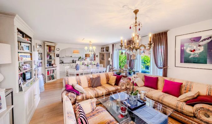 Sale Apartment Longirod