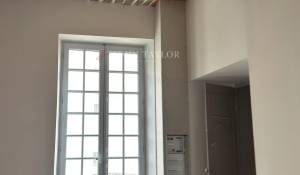 Sale Apartment Lourmarin