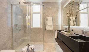 Sale Apartment Madrid