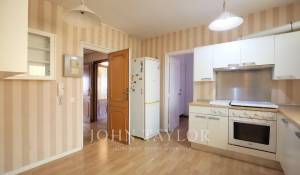 Sale Apartment Madrid