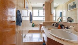 Sale Apartment Madrid