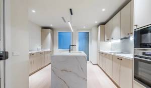 Sale Apartment Madrid