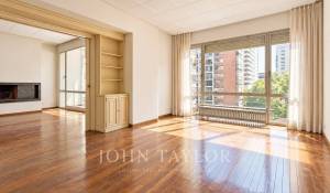 Sale Apartment Madrid