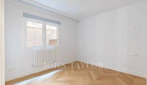 Sale Apartment Madrid