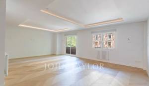 Sale Apartment Madrid