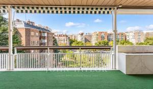Sale Apartment Madrid
