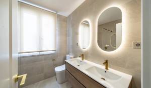 Sale Apartment Madrid