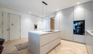 Sale Apartment Madrid