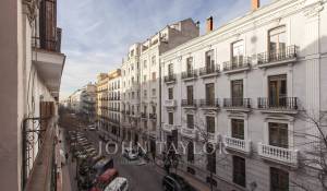 Sale Apartment Madrid