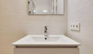 Sale Apartment Madrid